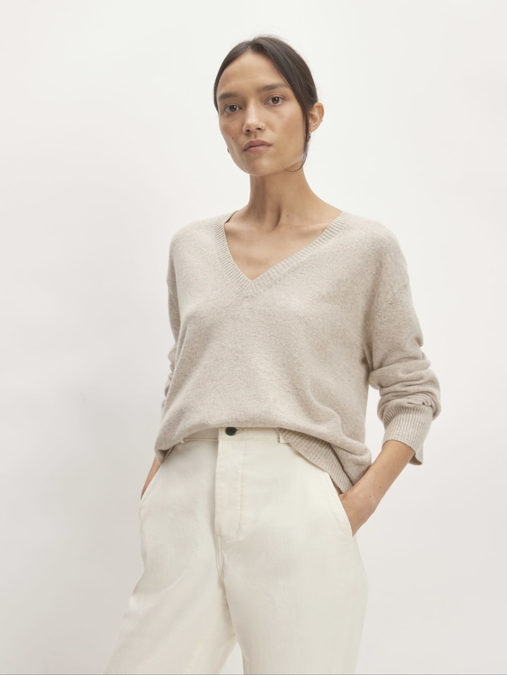 New Everlane The Classic V Cashmere Sweater In Canvas